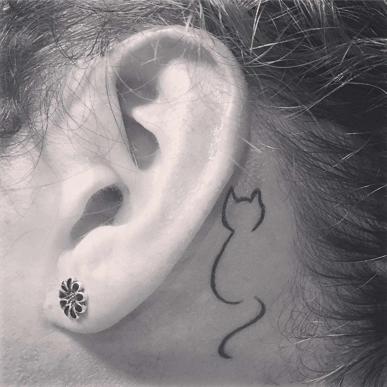 behind the ear cat tattoo